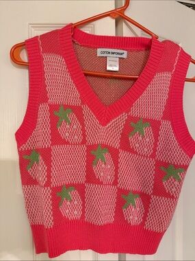 Cotton Emporium Hot Pink & Light Pink Strawberry Knit Vest